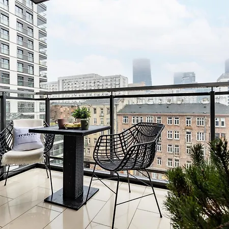 Mennica Lux Centre By Renters Prestige *