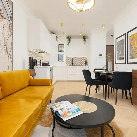 Apartment Mennica Lux Centre By Renters Prestige