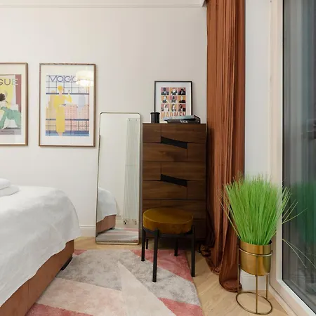 Apartment Mennica Lux Centre By Renters Prestige *